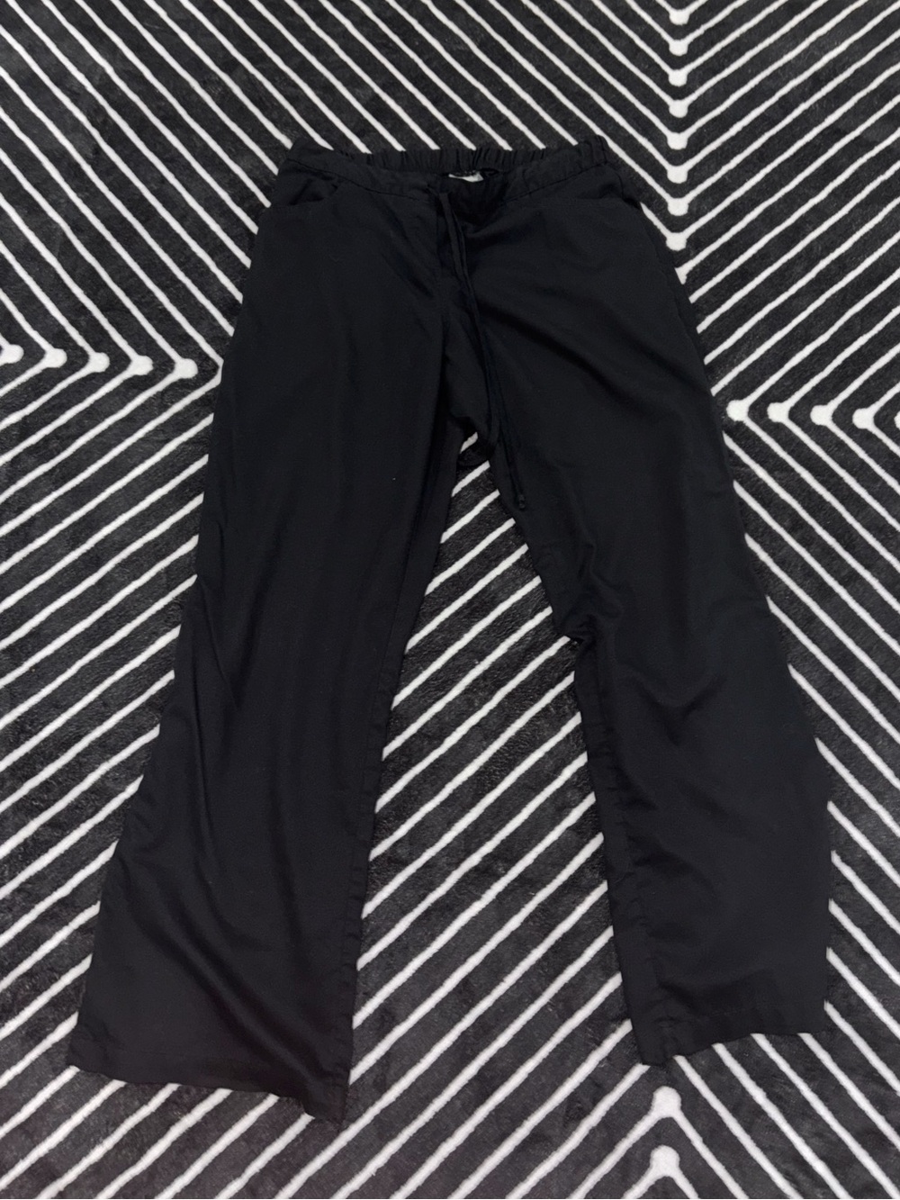 Grey's Anatomy Women's Black Wide-Leg Drawstring Scrubs Pants